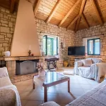 Anastasia Villa